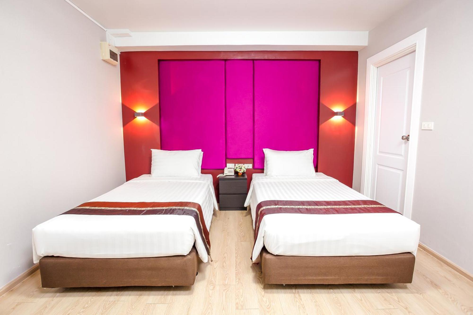 Baan Thai Boutique Бангкок Экстерьер фото