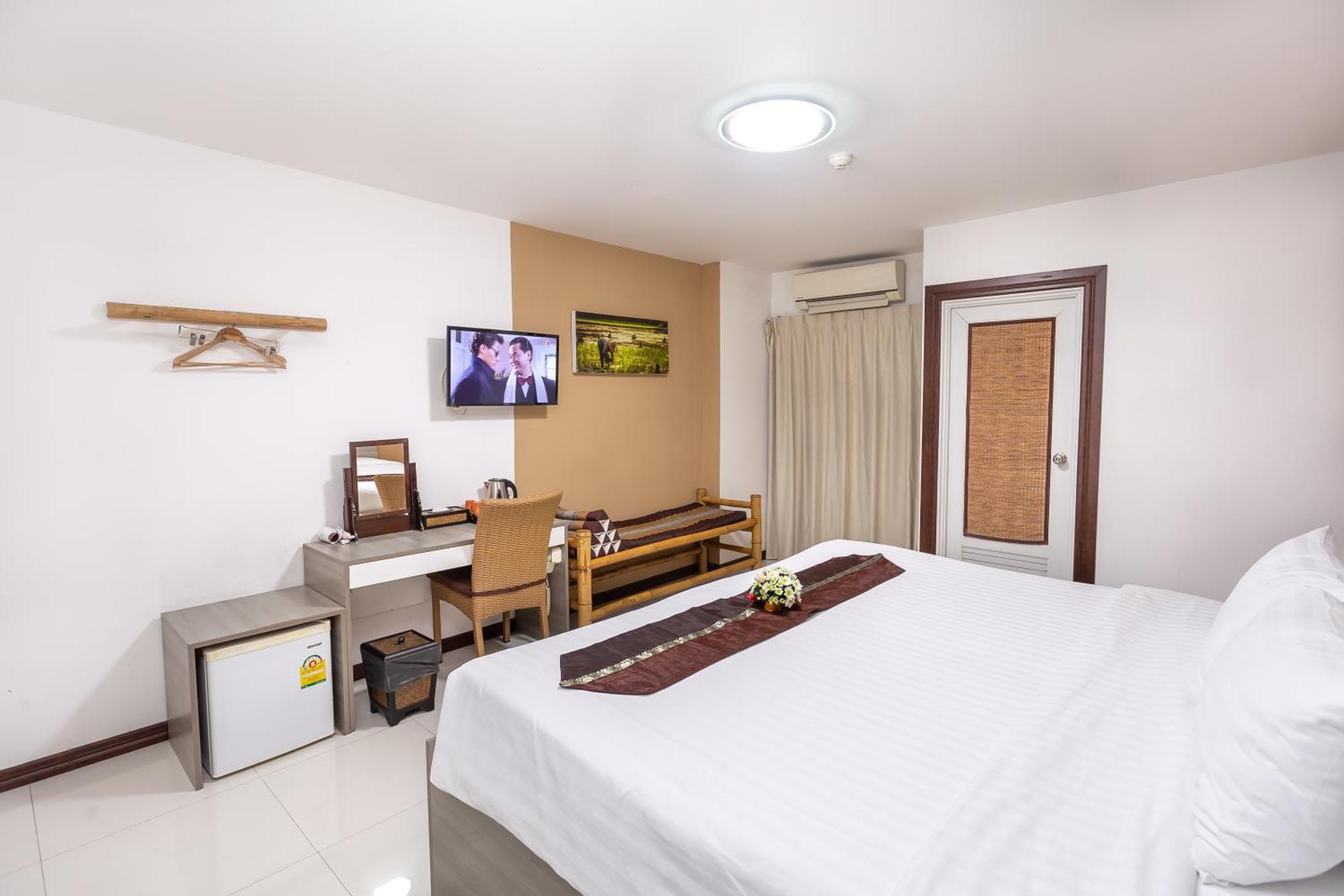 Baan Thai Boutique Бангкок Экстерьер фото